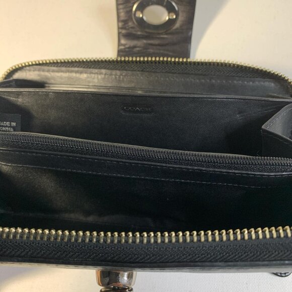 Timeless **Coach** black leather wallet - Picture 3 of 6